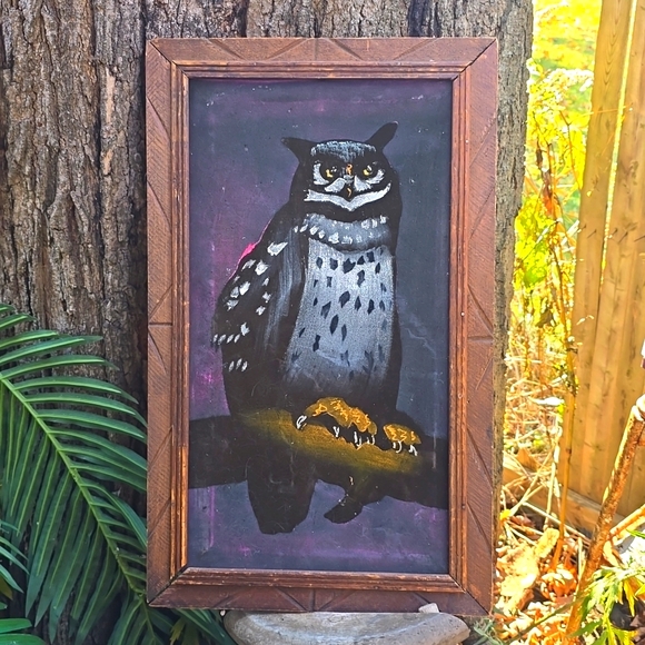 MCM 60s Vintage Owl painted on velvet 14" x 23" Rustic Wood Frame ART - Picture 1 of 8